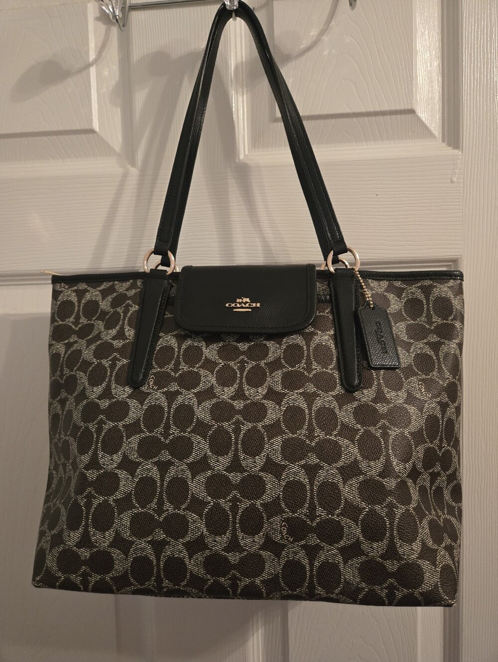 Coach Ward Tote 35074 Signature C Jacquard Black Leather Gold Hardware